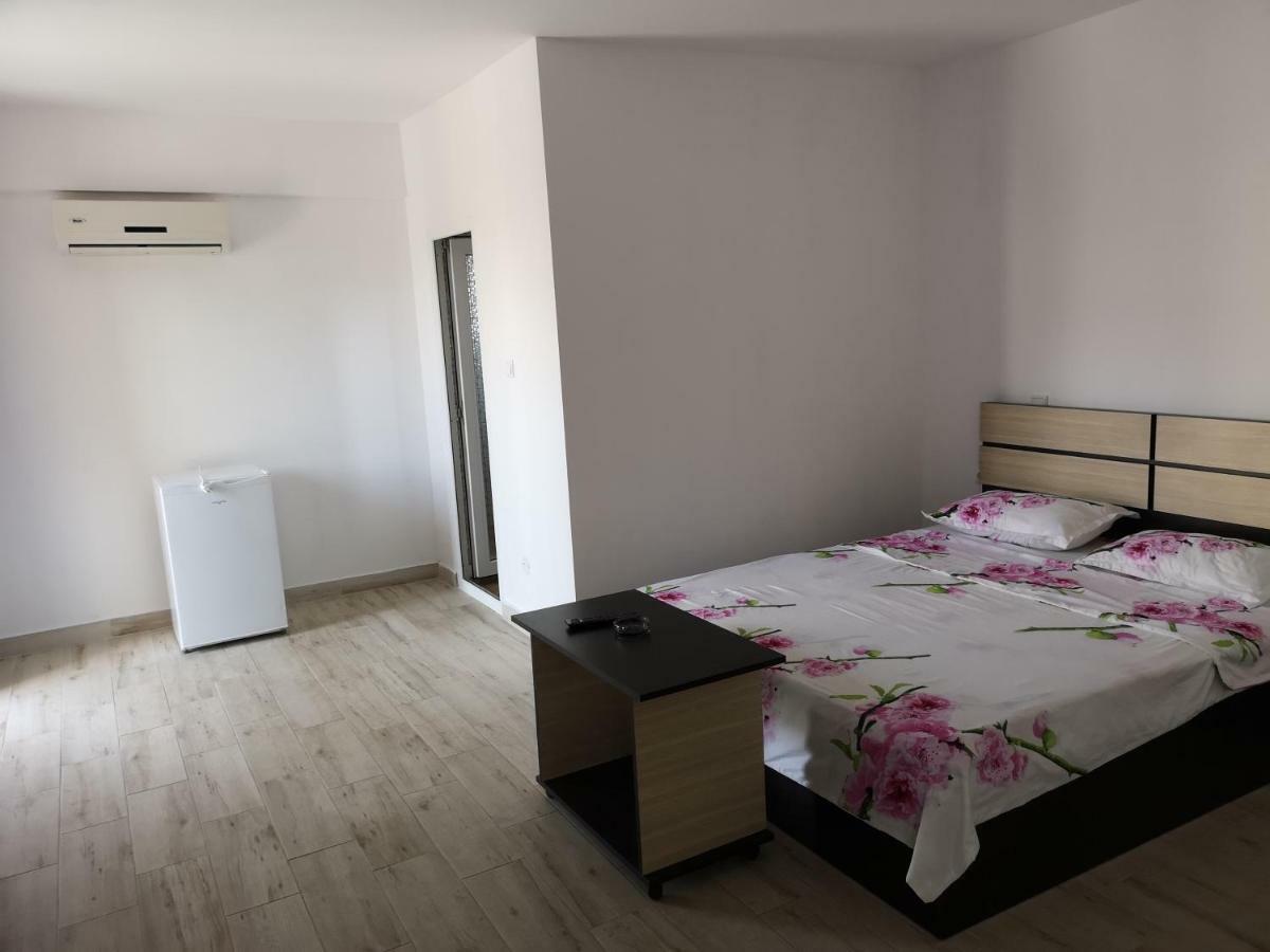 Vila Axel Costinesti Luaran gambar